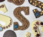 Vier Sinterklaas met ambachtelijke chocolade