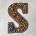 Gezouten caramel crisp letter